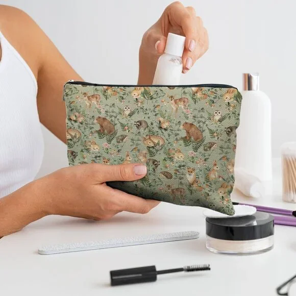 Woodland Animals Makeup Bag, Animal Lover Gifts for Women, Gifts for Animal Love - Picture 4 of 6